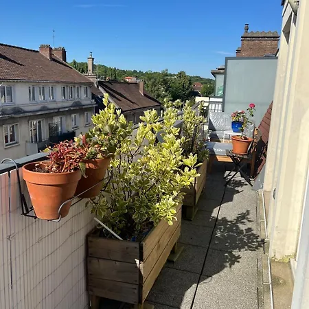 Apartment Elegant A Stone's Throw From Paris *